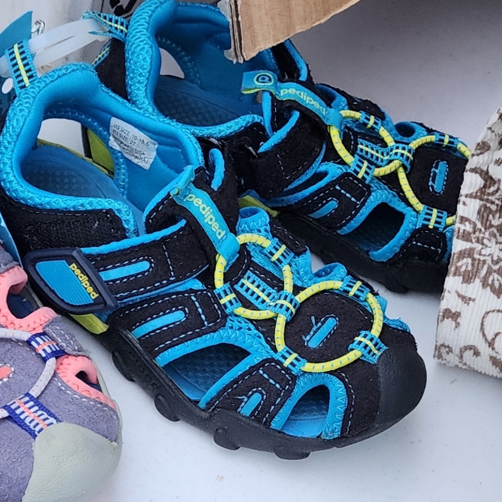 Pediped Kids Flex Sandals in Black and Blue
